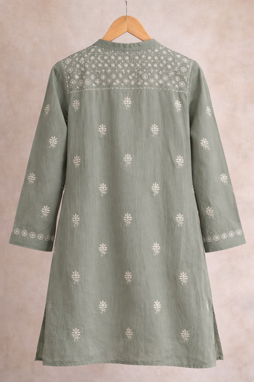 Sage Élan – Handcrafted Chikankari Kurta