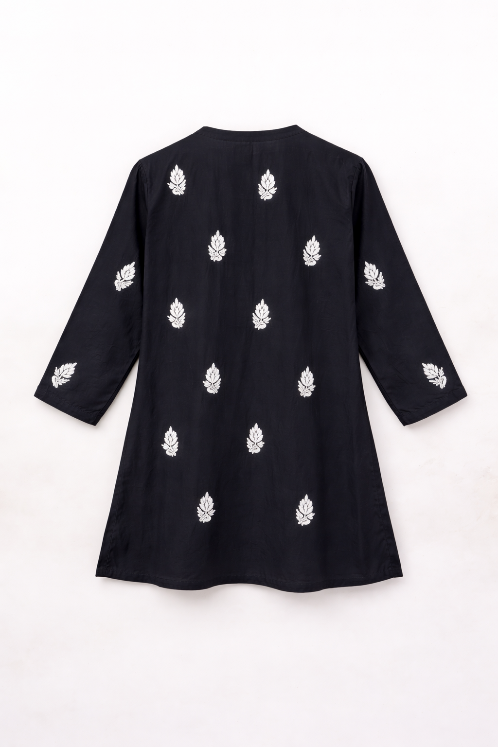 Blue Embroidered Cotton Kurti – Elegant Floral Design