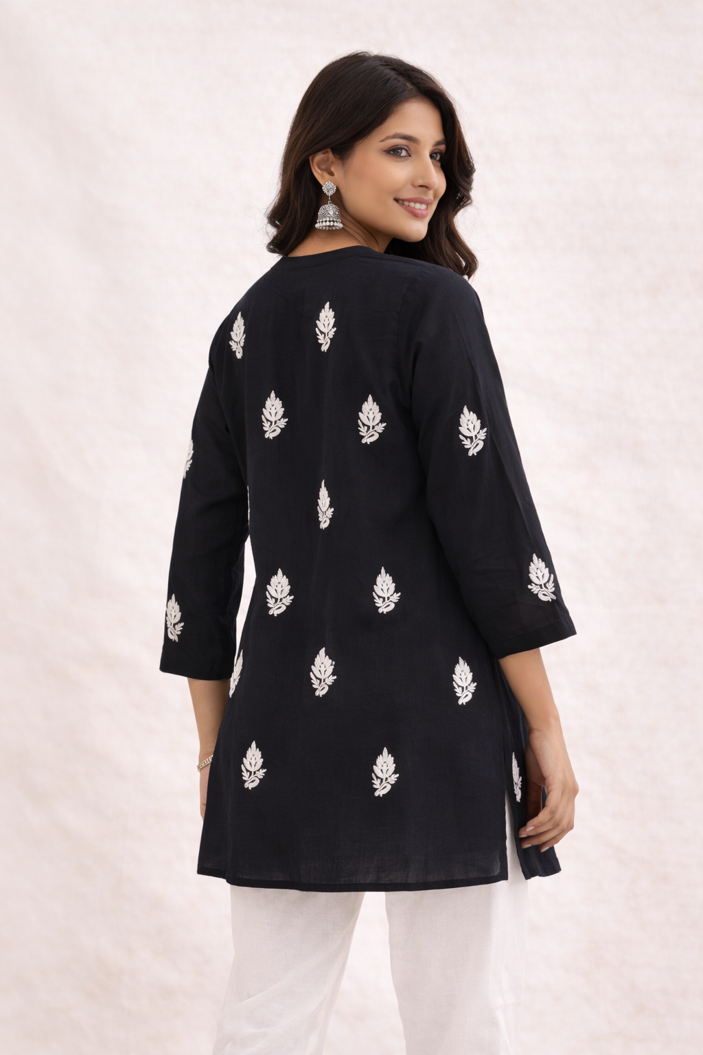 Blue Embroidered Cotton Kurti – Elegant Floral Design